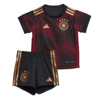 Deutschland Fußballbekleidung Auswärtstrikot Kinder WM 2022 Kurzarm (+ kurze hosen)